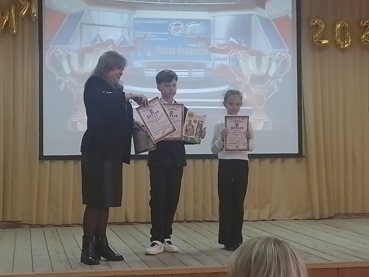 Ученица Сурской школы стала призёром конкурса Малая академия.